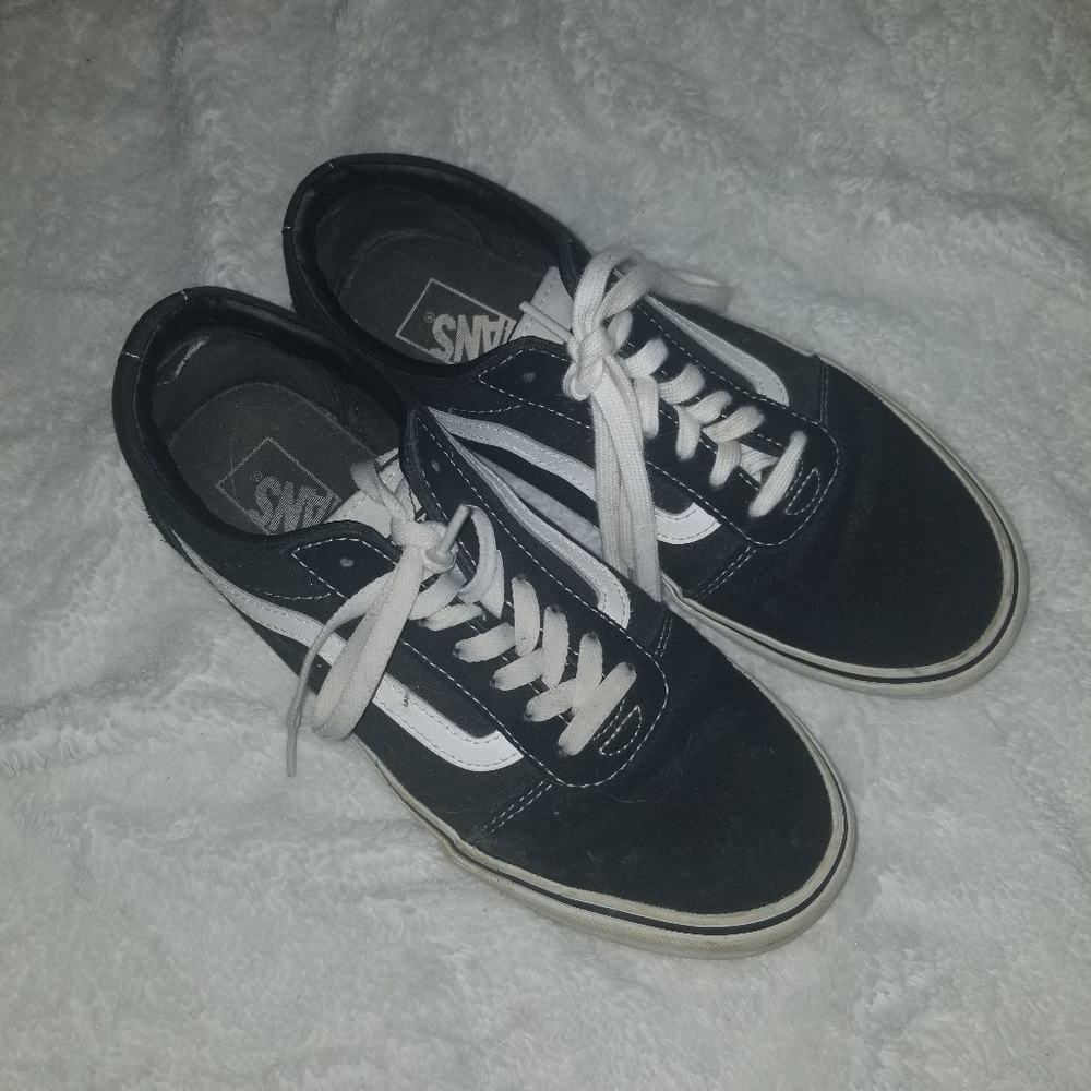 Black vans